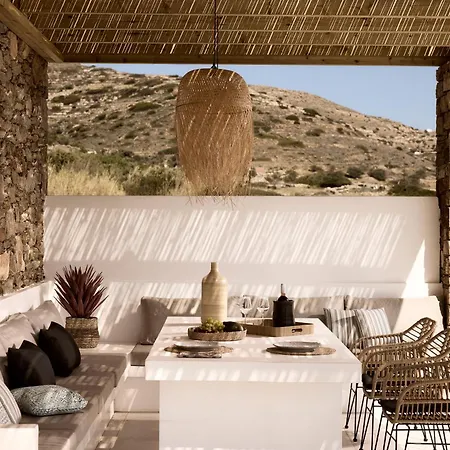 Thea Luxury Ios Villa *